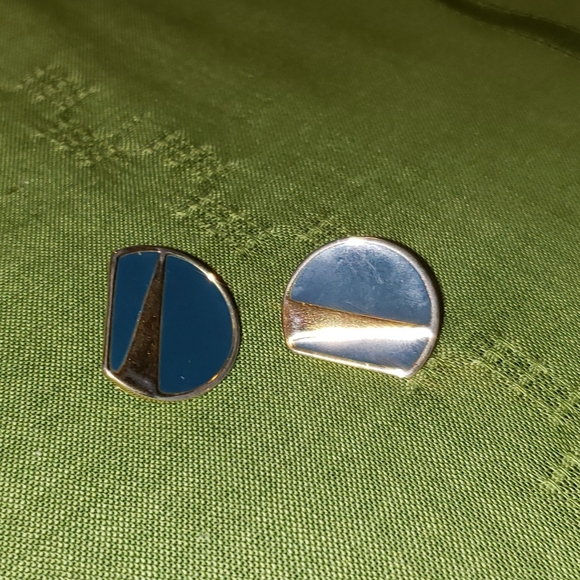 Vintage Monet Costume Jewelry - Earrings, Necklace, Bracelet - Picture 3 of 3